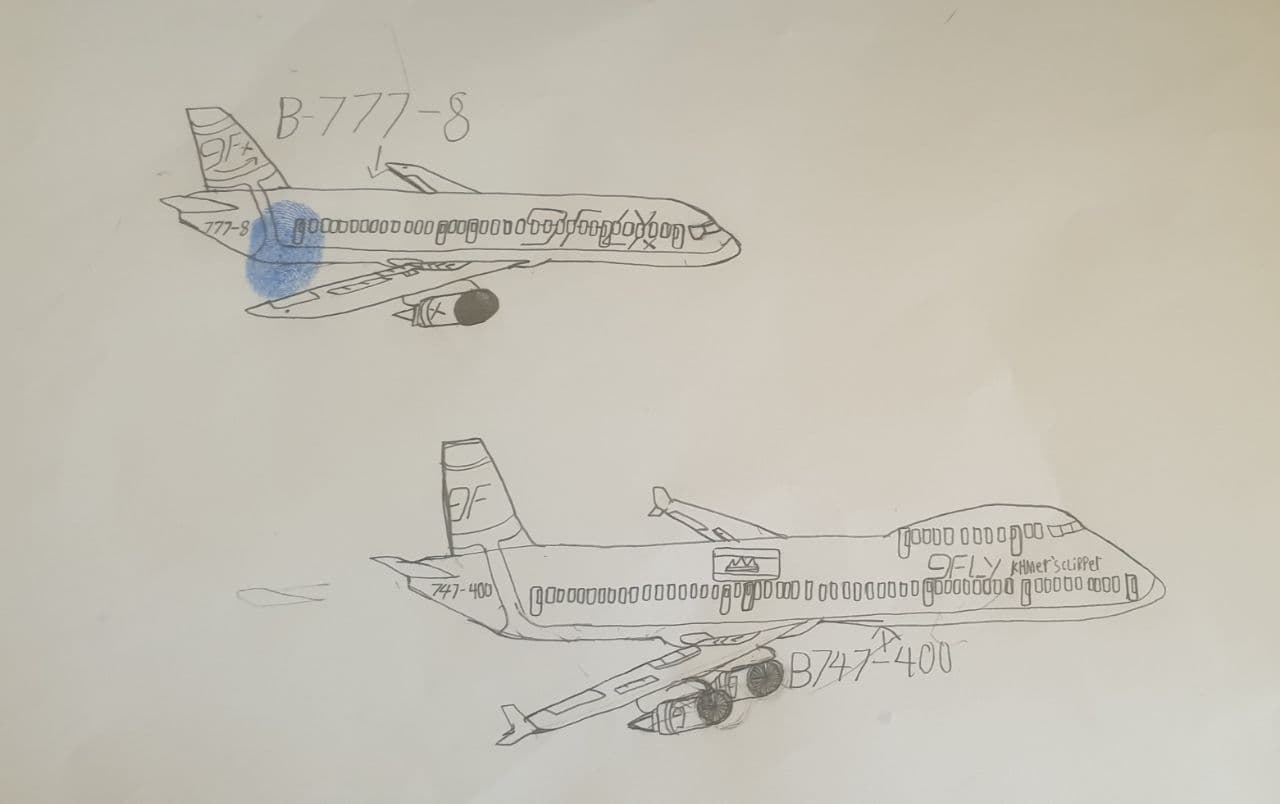 boeing 777-300er and a boeing 747-400 Thumbnail